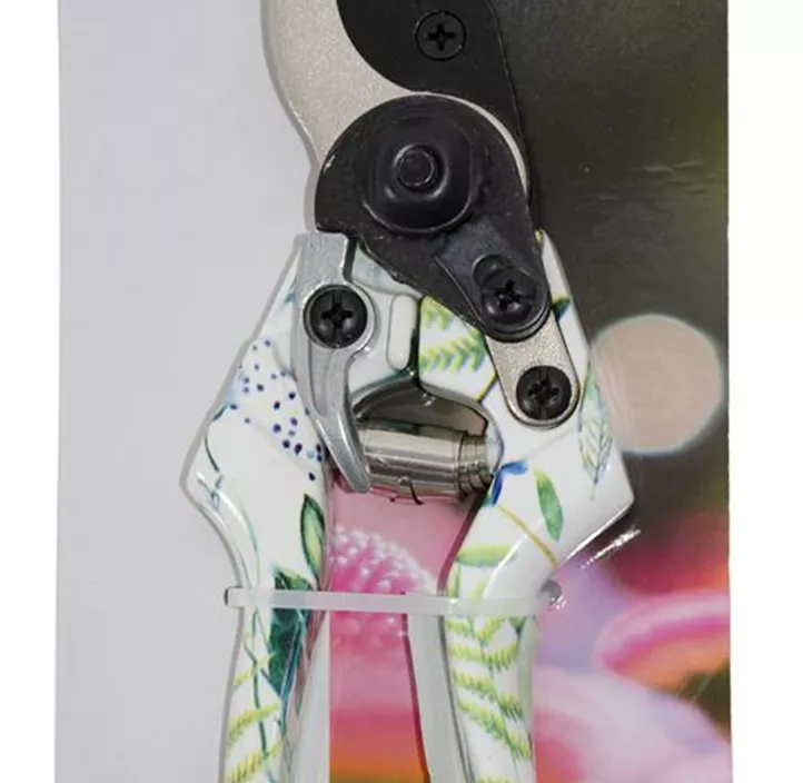 Gartenschere gemustert