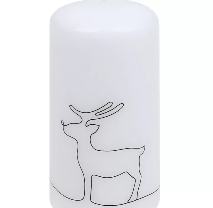 Stumpenkerze im Wald