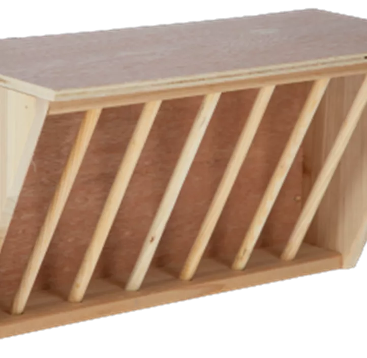 Heuraufe mit Sitzbrett