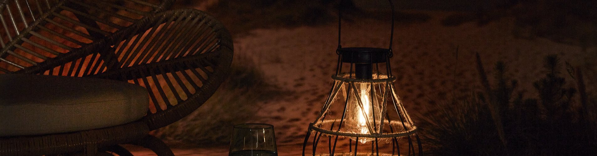 8719099201756_N Table