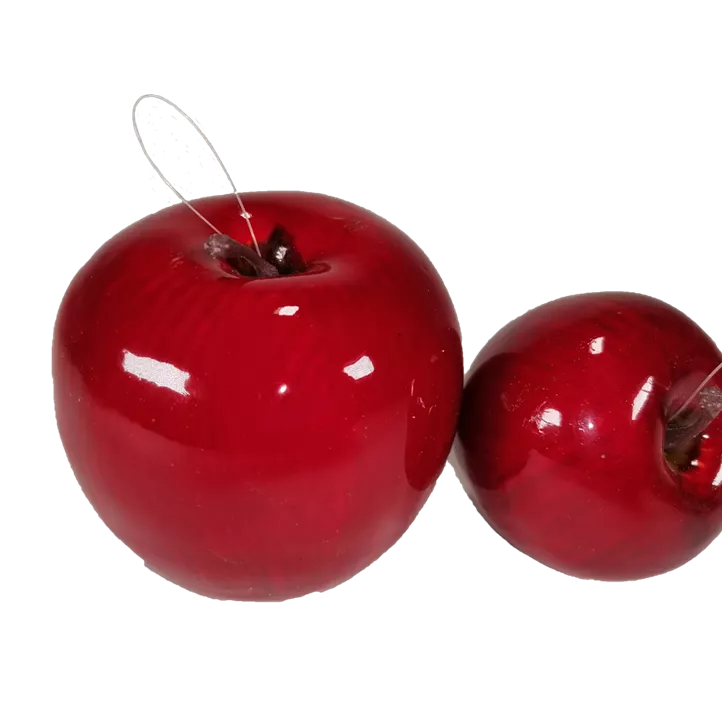Apfel mit Hänger