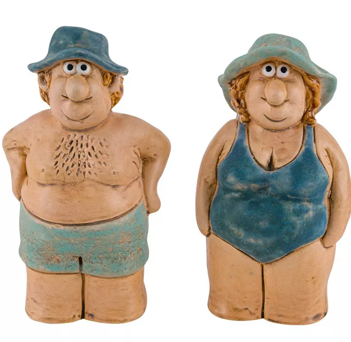 Steingut-Zaunhocker Strandfigur
