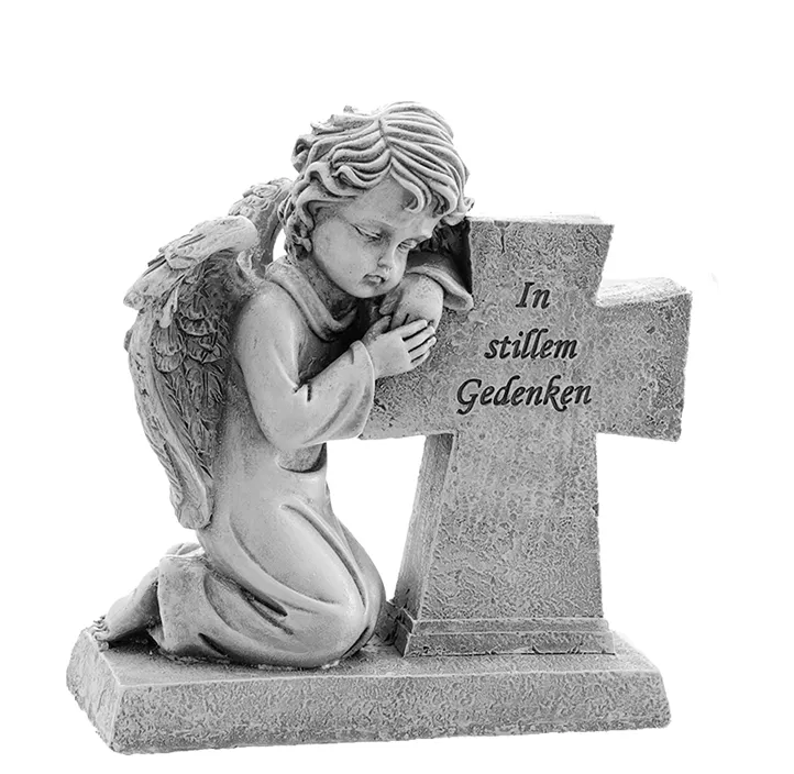 Grabdeko Engel mit Kreuz auf Stand