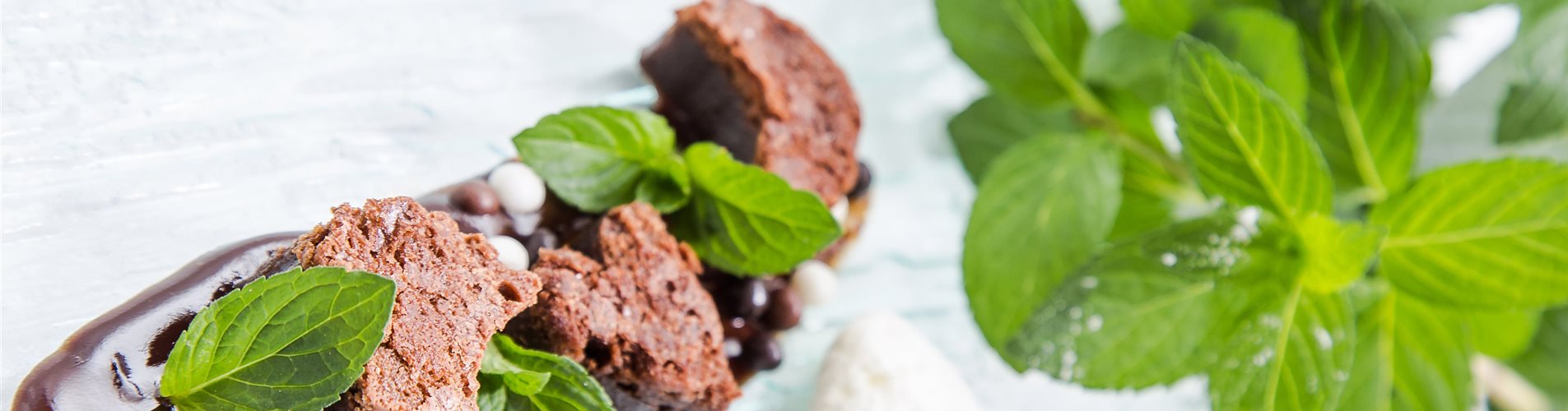 Schokoladenkuchen mit Schokominze