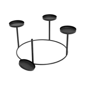 Adventskranz aus Metall für vier Kerzen