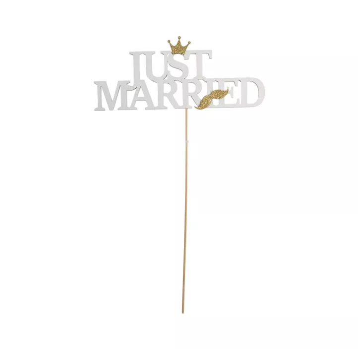 Holz-Stecker Just Married