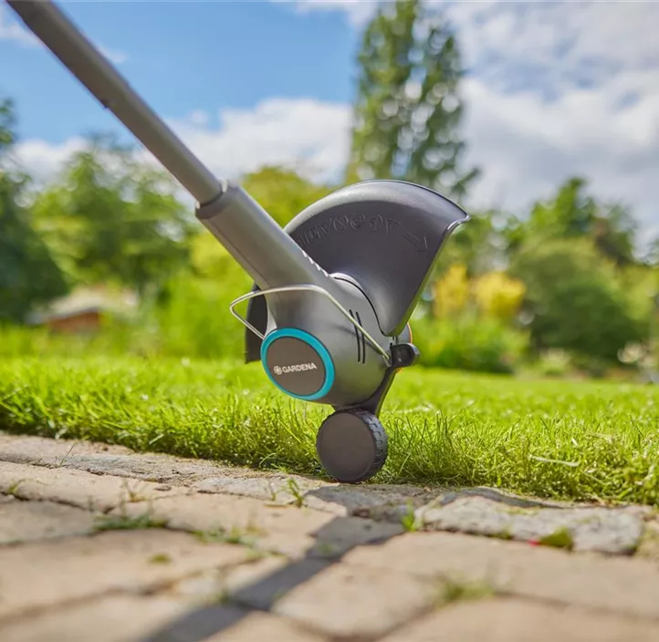 Akku-Trimmer EasyTrim 25/18V P4A Ready-To-Use Set