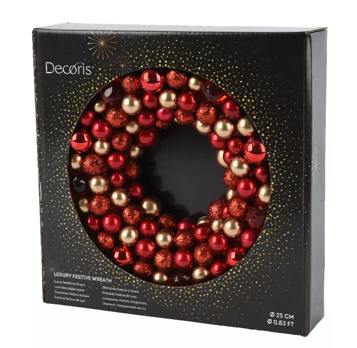 Kranz mit Kugeln zum Hängen