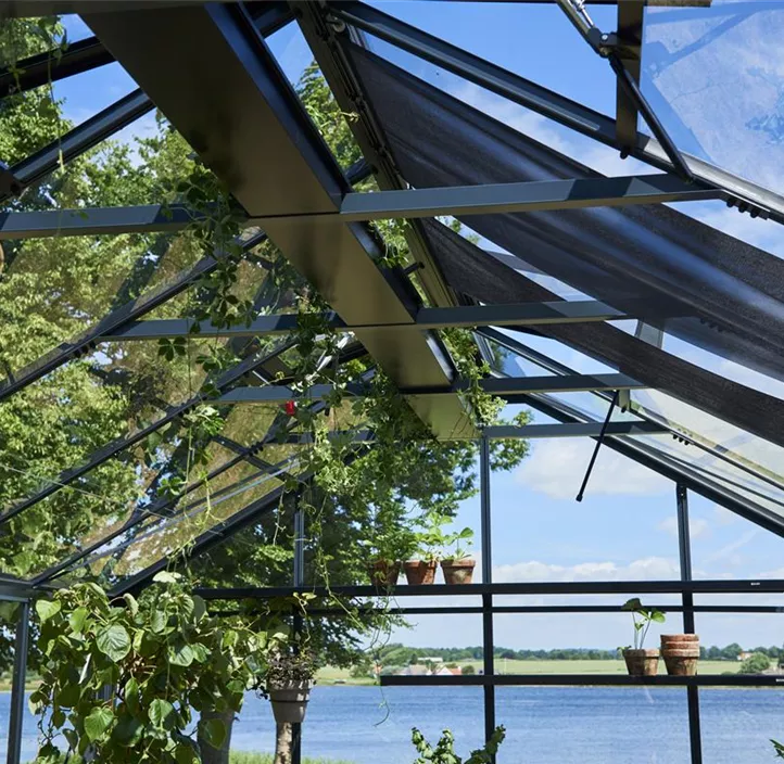 3 Sektionen, 213 x 15 x 2,5 cm