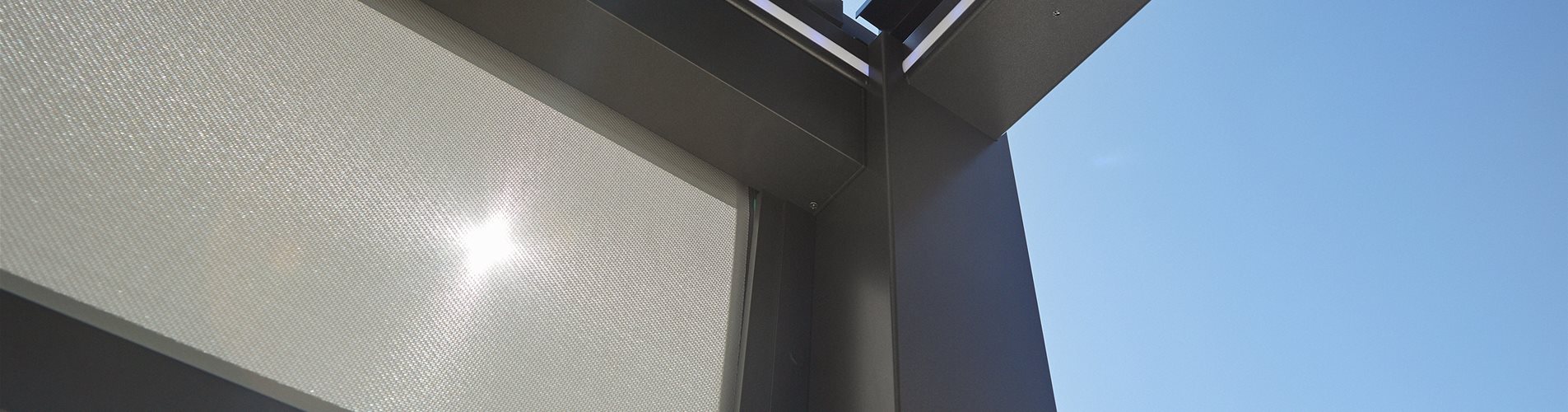 Sonnenschutzrollo_Pergola_Detail